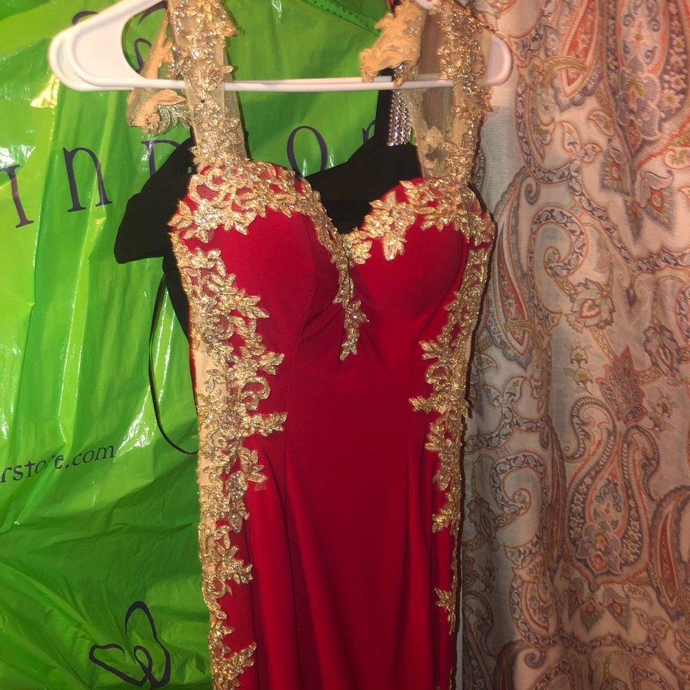 PROM DRESS